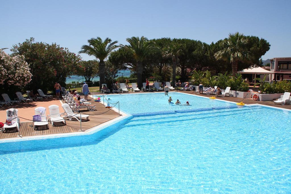 Th Costa Rei - Free Beach Resort Eksteriør bilde